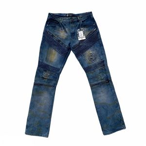 Road Narrows Distressed Straight Jeans NWT